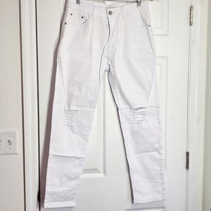 32x28 White Distressed Jeans